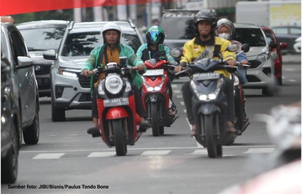 Tinjauan Regulasi: Tuntutan Pemberian Tunjangan Hari Raya (THR) Keagamaan Bagi Pengemudi Ojek Online